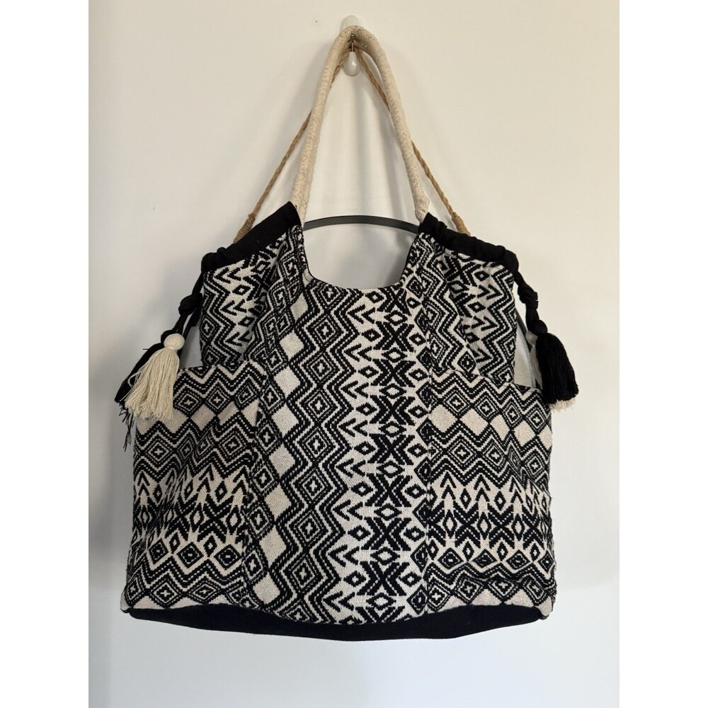 Tapestry Tote Tassels Black White Silver Flecks Rope Handle 19 x16 x 4” Boho